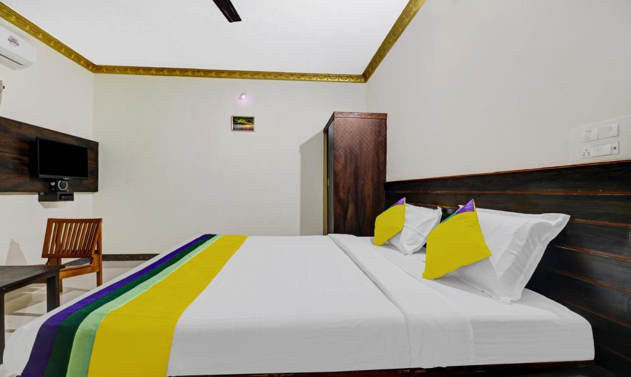 Lee Comfort Kushalnagar Ngoại thất bức ảnh