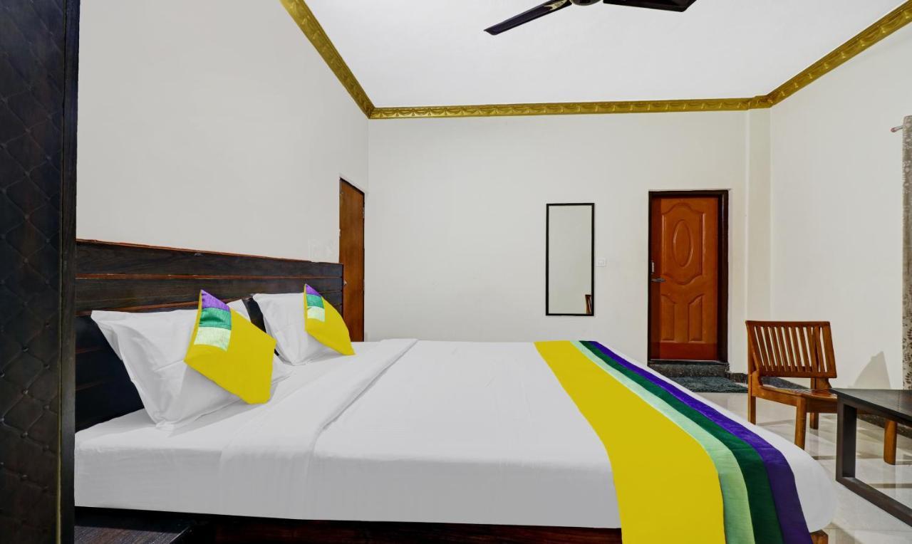 Lee Comfort Kushalnagar Ngoại thất bức ảnh