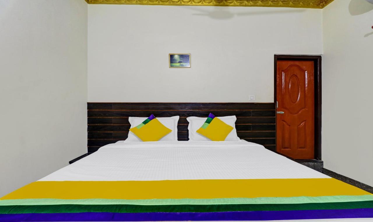 Lee Comfort Kushalnagar Ngoại thất bức ảnh