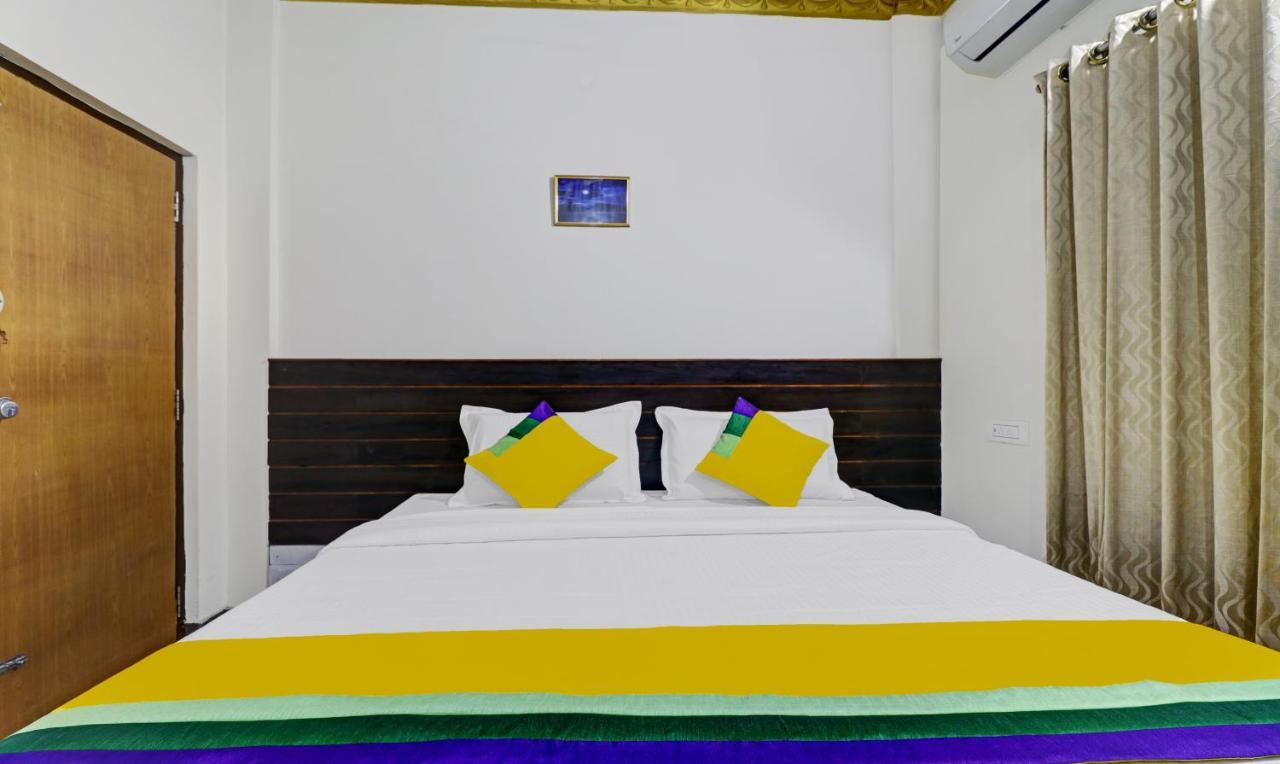Lee Comfort Kushalnagar Ngoại thất bức ảnh