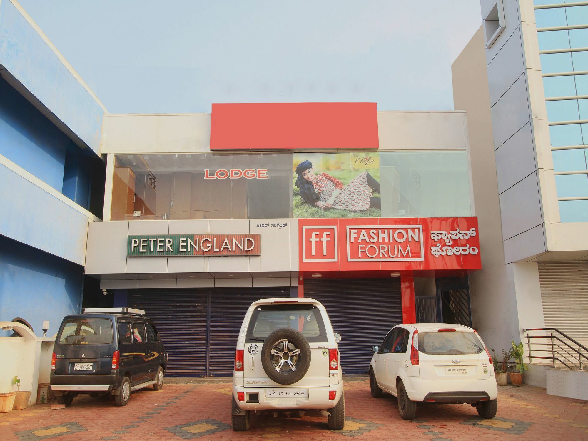 Lee Comfort Kushalnagar Ngoại thất bức ảnh